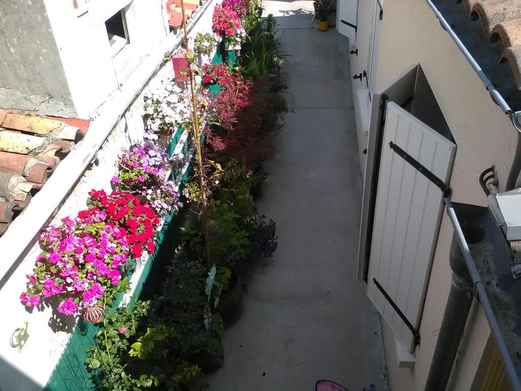 Le Parisien Hotel Saintes Eksteriør billede