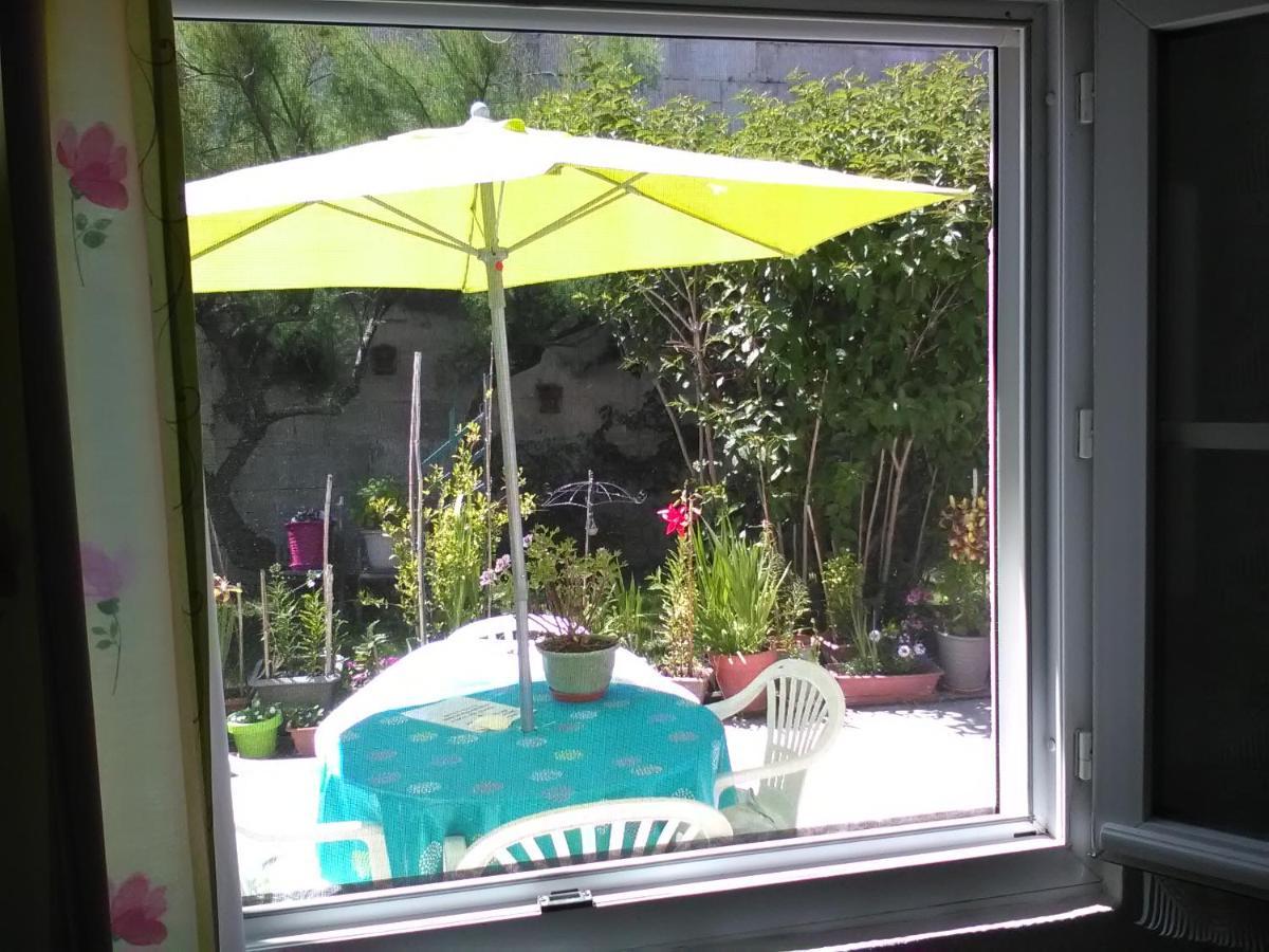 Le Parisien Hotel Saintes Eksteriør billede