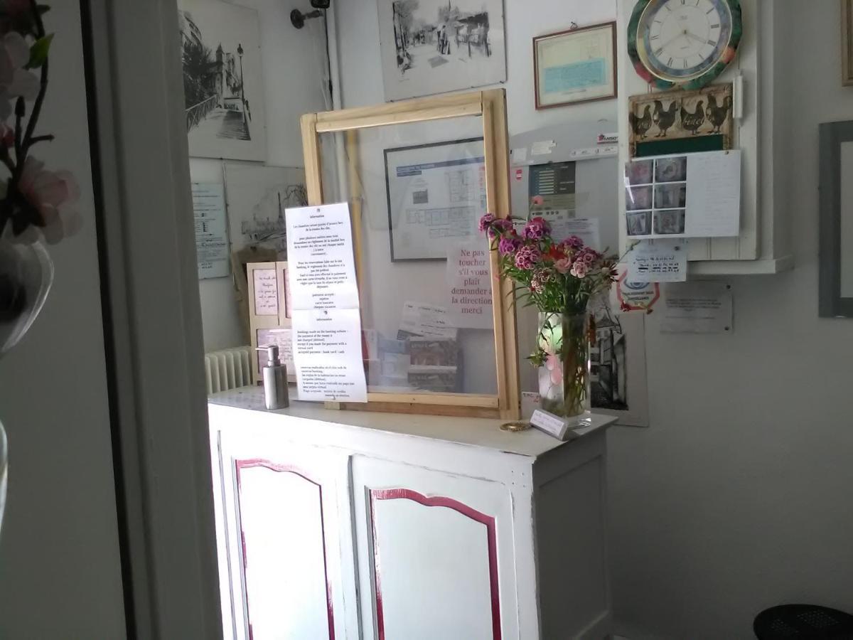 Le Parisien Hotel Saintes Eksteriør billede